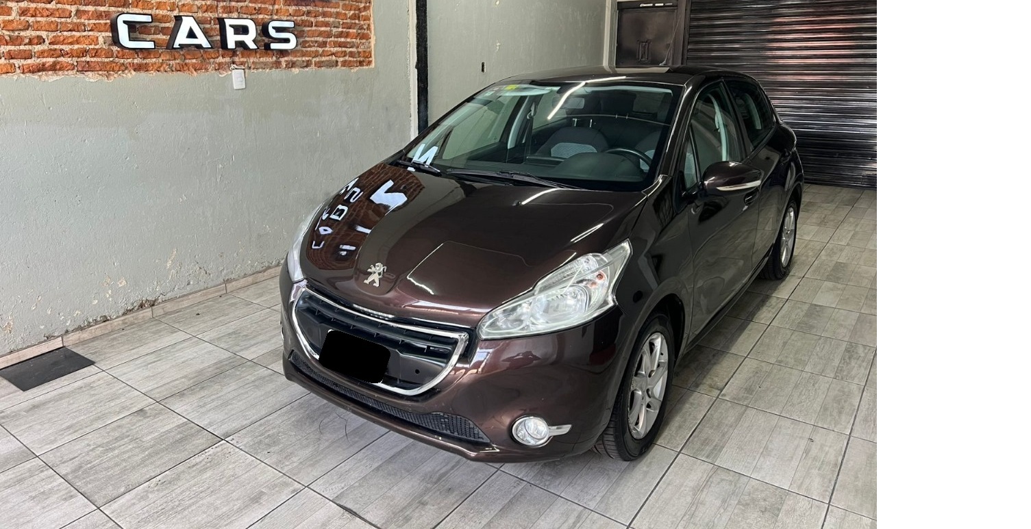 Peugeot 208