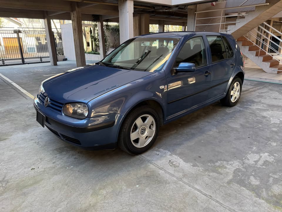 VW Golf